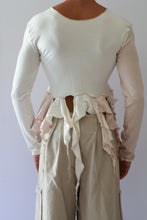 Load image into Gallery viewer, Pétalos Long Sleeves Top
