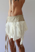 Load image into Gallery viewer, Flor Beige &amp; White Skirt

