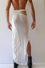 Load image into Gallery viewer, Invierno Landscape Maxi Skirt
