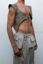 Load image into Gallery viewer, Arquetipo Vest
